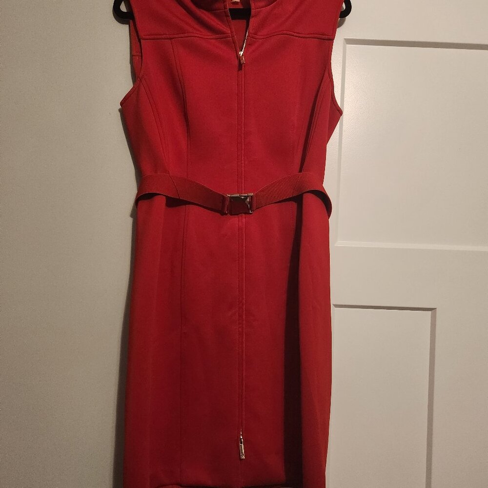 Red sleeveless dress